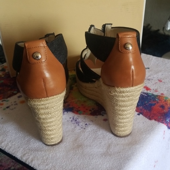 Michael Kors Wedges - Picture 3 of 7